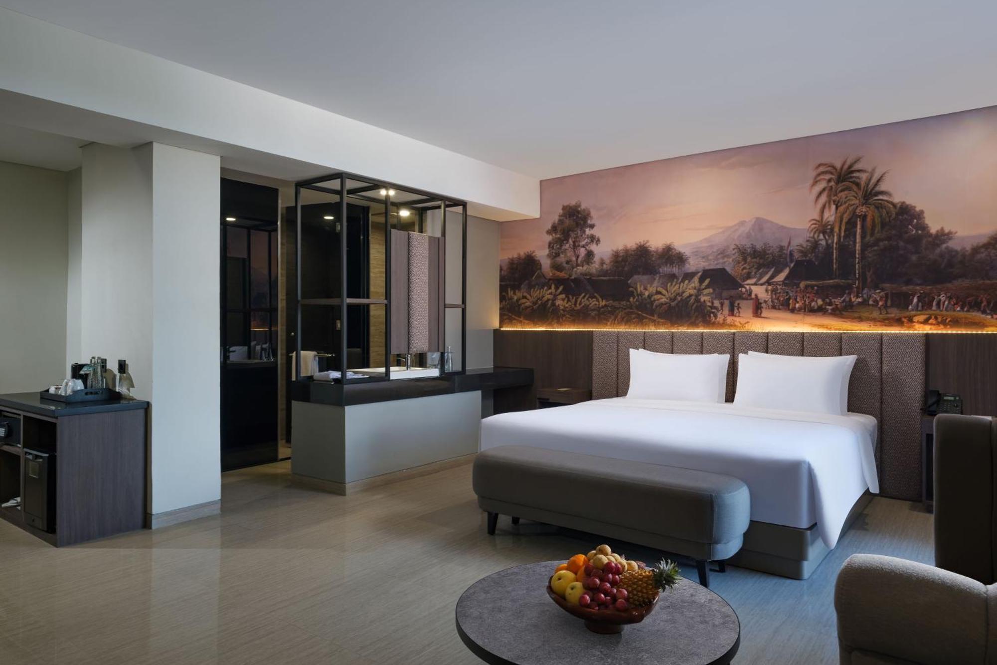 Hotel Santika Blitar Экстерьер фото